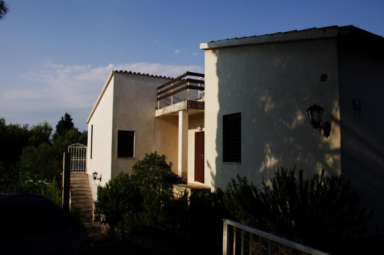 Shambala Apartment Supetar Exterior photo