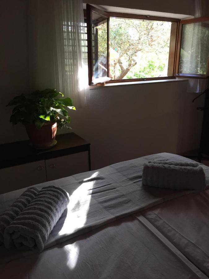 Shambala Apartment Supetar Exterior photo